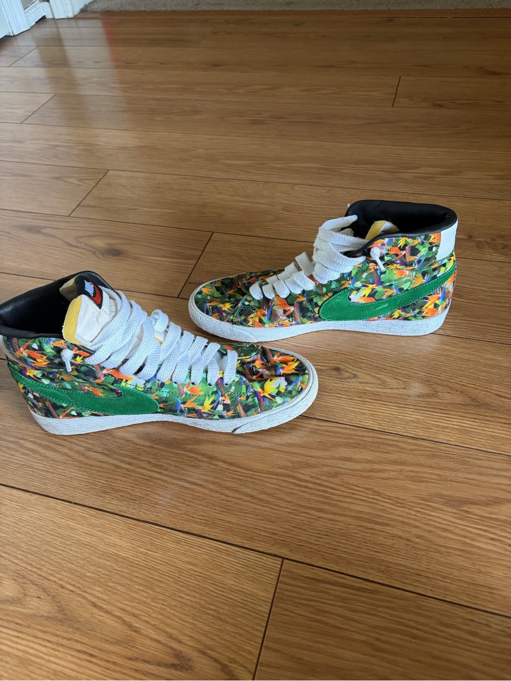 Nike Blazer Mid PRM VNTG QS
LA Size 8.5 Floral Pack Multicolor Los Angeles - Picture 3 of 7